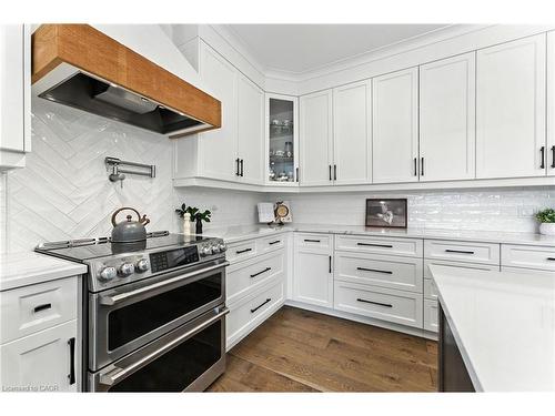7381 Sideroad 4, Centre Wellington, ON - Indoor Photo Showing Kitchen With Upgraded Kitchen
