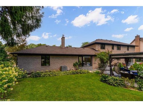28 Stonegate Drive, Hamilton, ON - Outdoor