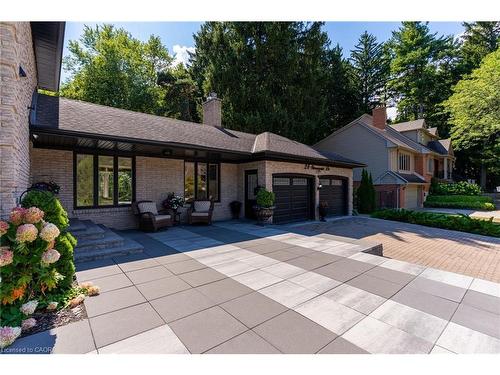 28 Stonegate Drive, Hamilton, ON - Outdoor