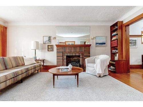 86 Dromore Crescent, Hamilton, ON - Indoor Photo Showing Living Room With Fireplace