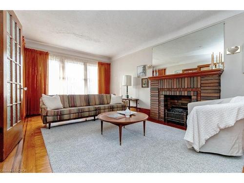 86 Dromore Crescent, Hamilton, ON - Indoor Photo Showing Living Room With Fireplace