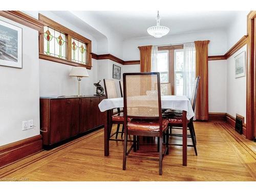 86 Dromore Crescent, Hamilton, ON - Indoor Photo Showing Dining Room