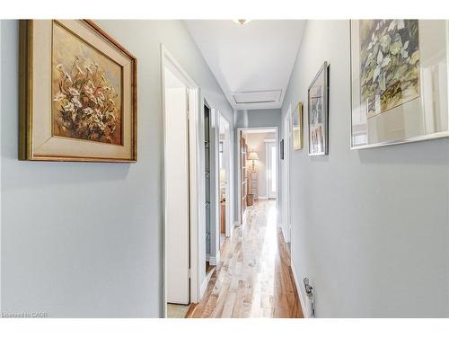 1324 Consort Crescent, Burlington, ON - Indoor Photo Showing Other Room