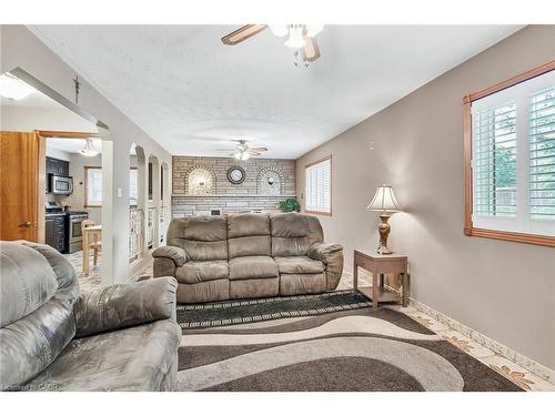 75 President Drive, Stoney Creek, ON - Indoor