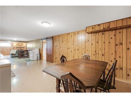 68 Hixon Road, Hamilton, ON - Indoor Photo Showing Dining Room