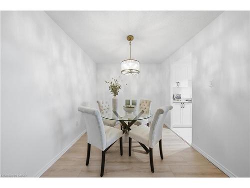 512-3 Lisa Street, Brampton, ON - Indoor Photo Showing Dining Room