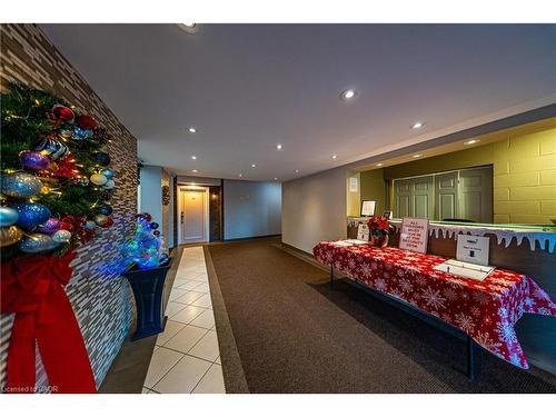 512-3 Lisa Street, Brampton, ON - Indoor Photo Showing Other Room