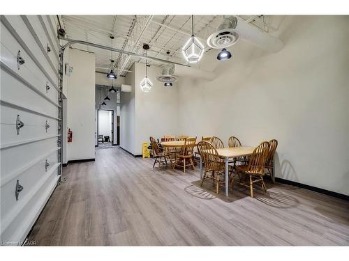 1-3485 Harvester Road, Burlington, ON 