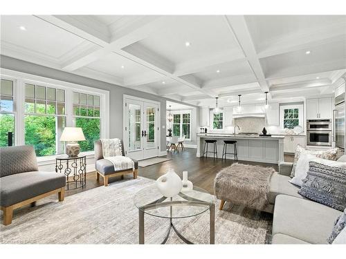 391 Patricia Drive, Burlington, ON - Indoor Photo Showing Living Room