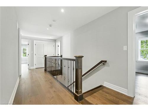 391 Patricia Drive, Burlington, ON - Indoor Photo Showing Other Room