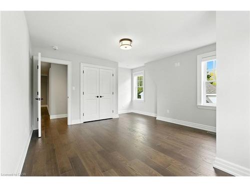 391 Patricia Drive, Burlington, ON - Indoor Photo Showing Other Room