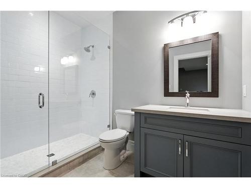 391 Patricia Drive, Burlington, ON - Indoor Photo Showing Bathroom