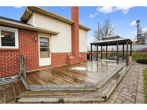 90 Sandra Crescent, Grimsby, ON - Outdoor With Deck Patio Veranda