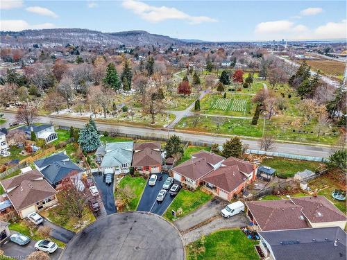 90 Sandra Crescent, Grimsby, ON - Outdoor With View