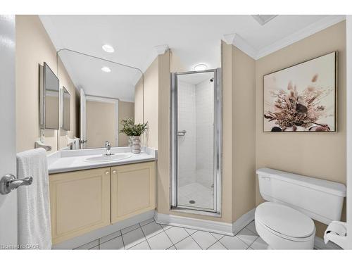 801-2190 Lakeshore Road, Burlington, ON - Indoor Photo Showing Bathroom