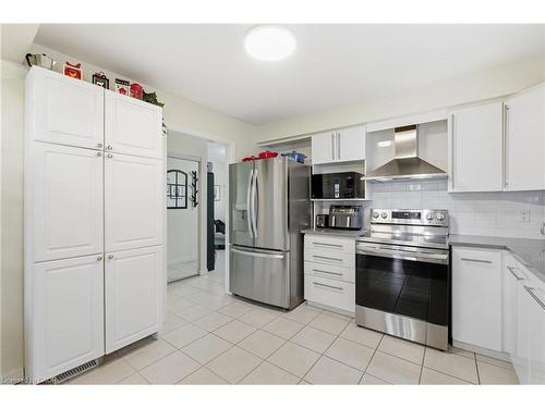 48 Alderson Drive, Cambridge, ON - Indoor Photo Showing Kitchen