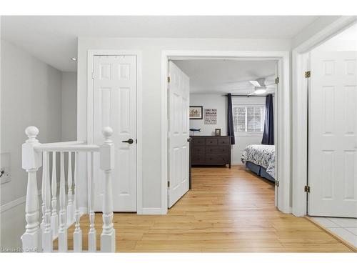 48 Alderson Drive, Cambridge, ON - Indoor Photo Showing Bedroom