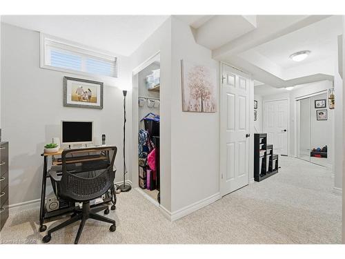 48 Alderson Drive, Cambridge, ON - Indoor Photo Showing Other Room