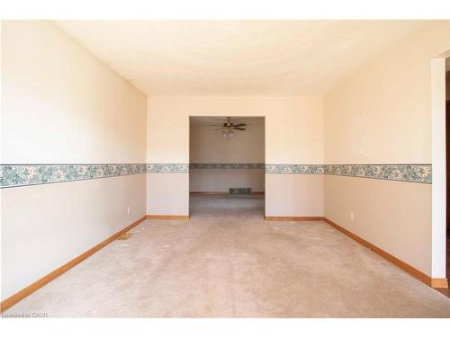 271 Greencedar Drive, Hamilton, ON - Indoor Photo Showing Other Room