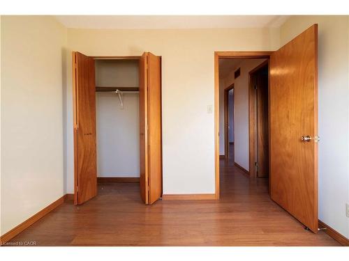 271 Greencedar Drive, Hamilton, ON - Indoor Photo Showing Other Room