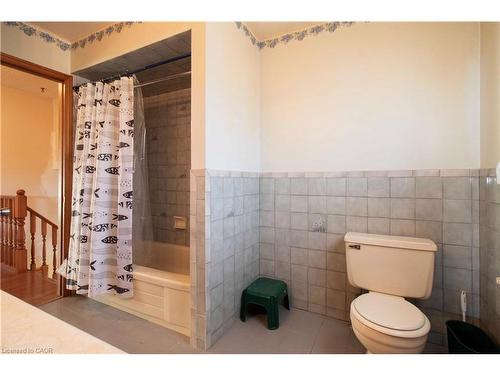 271 Greencedar Drive, Hamilton, ON - Indoor Photo Showing Bathroom