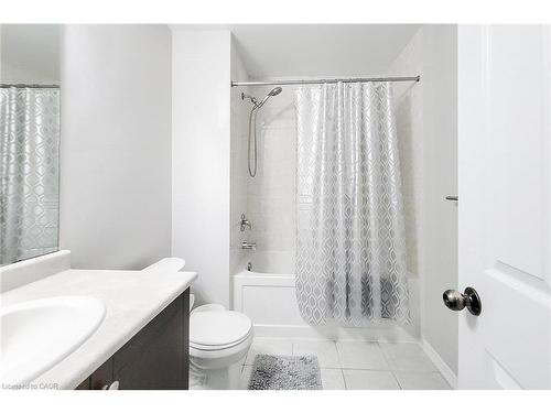 76 Mcallistar Drive, Binbrook, ON - Indoor Photo Showing Bathroom