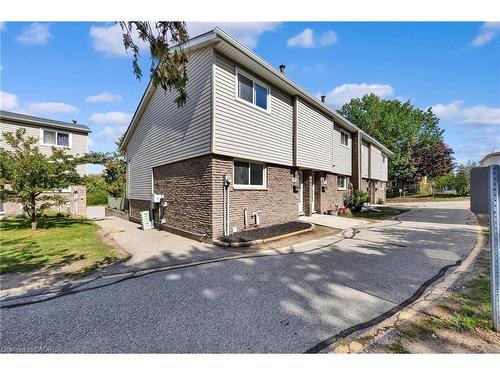 A-314 Bluevale Street N, Waterloo, ON - Outdoor With Exterior