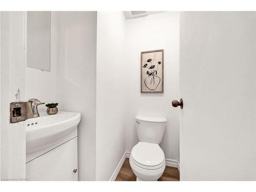 A-314 Bluevale Street N, Waterloo, ON - Indoor Photo Showing Bathroom