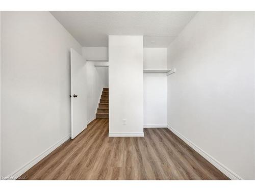 A-314 Bluevale Street N, Waterloo, ON - Indoor Photo Showing Other Room