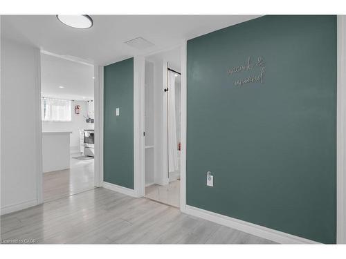 Lower-22 Macoomb Drive, Welland, ON - Indoor Photo Showing Other Room