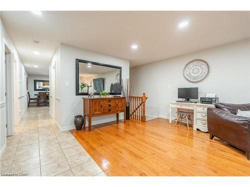 144 Sumner Crescent, Grimsby, ON - Indoor