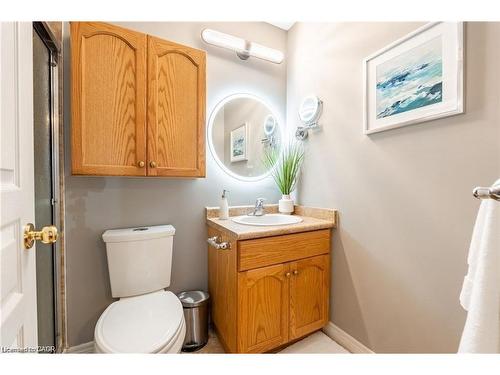 144 Sumner Crescent, Grimsby, ON - Indoor Photo Showing Bathroom