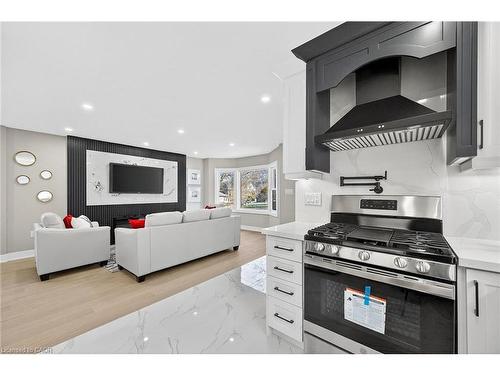 26 Martin Road, Hamilton, ON - Indoor