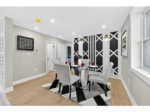 26 Martin Road, Hamilton, ON - Indoor Photo Showing Dining Room