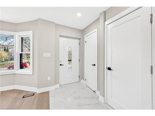 26 Martin Road, Hamilton, ON - Indoor Photo Showing Other Room