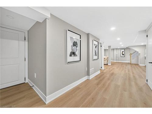 26 Martin Road, Hamilton, ON - Indoor Photo Showing Other Room