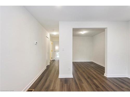 59 Woodman Drive, Hamilton, ON - Indoor Photo Showing Other Room