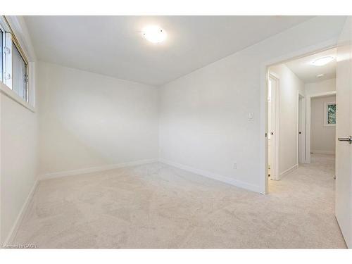 59 Woodman Drive, Hamilton, ON - Indoor Photo Showing Other Room