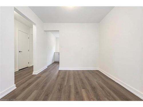 59 Woodman Drive, Hamilton, ON - Indoor Photo Showing Other Room