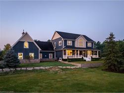 7804 Schisler Road  Niagara Falls, ON L3B 5N4