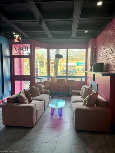 1047 King Street W, Hamilton, ON 