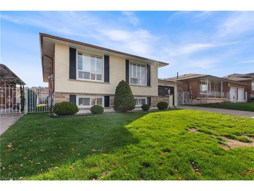 11 Marcella Crescent, Hamilton, ON - Outdoor With Facade