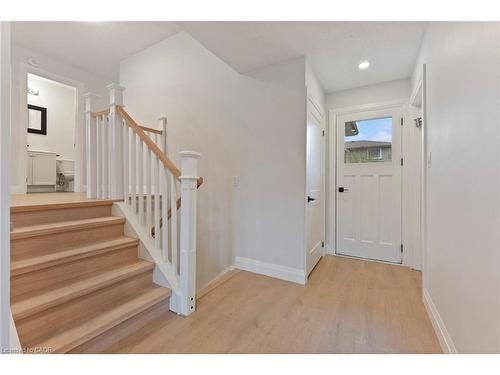 11 Marcella Crescent, Hamilton, ON - Indoor Photo Showing Other Room