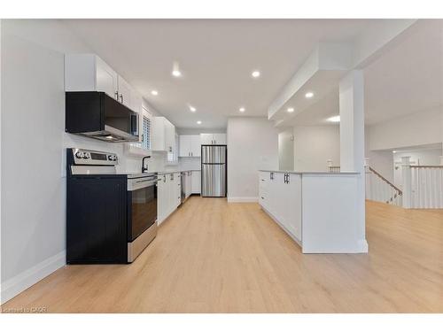 11 Marcella Crescent, Hamilton, ON - Indoor Photo Showing Kitchen