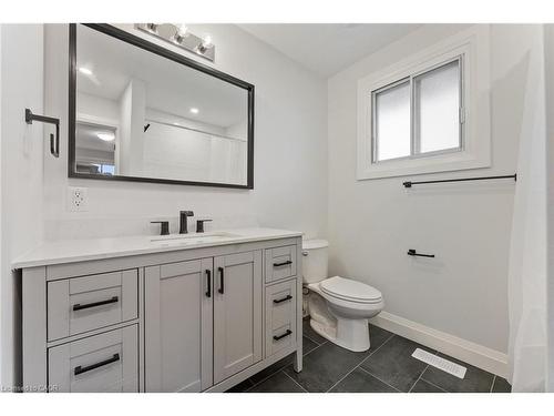 11 Marcella Crescent, Hamilton, ON - Indoor Photo Showing Bathroom
