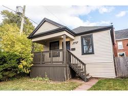 222 Kensington Avenue N Hamilton, ON L8L 7N7