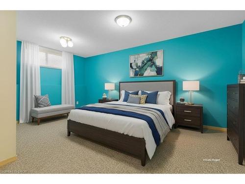 113 Greenshire Drive, Hamilton, ON - Indoor Photo Showing Bedroom