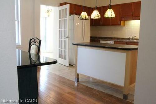 15 Springer Avenue, Hamilton, ON - Indoor