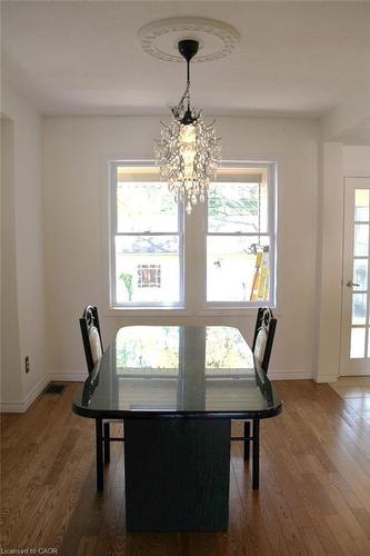 15 Springer Avenue, Hamilton, ON - Indoor Photo Showing Dining Room