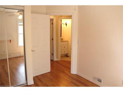 15 Springer Avenue, Hamilton, ON - Indoor Photo Showing Other Room